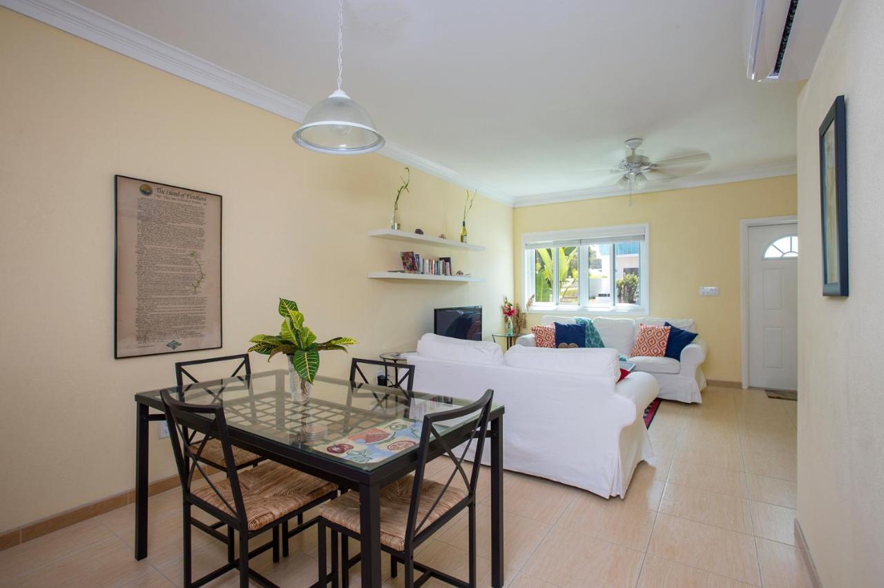 Sir Charles Guest House Palmetto Point Exterior photo