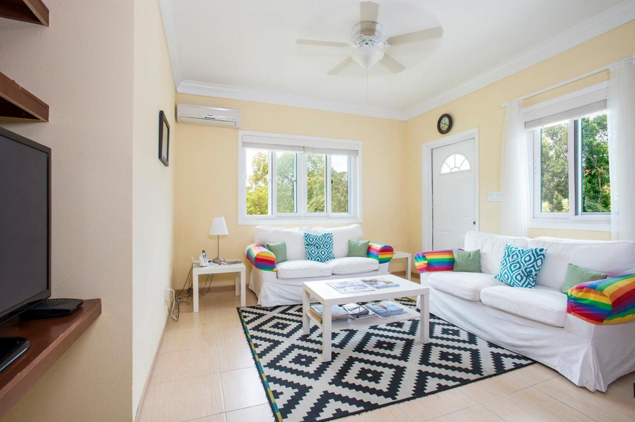 Sir Charles Guest House Palmetto Point Exterior photo